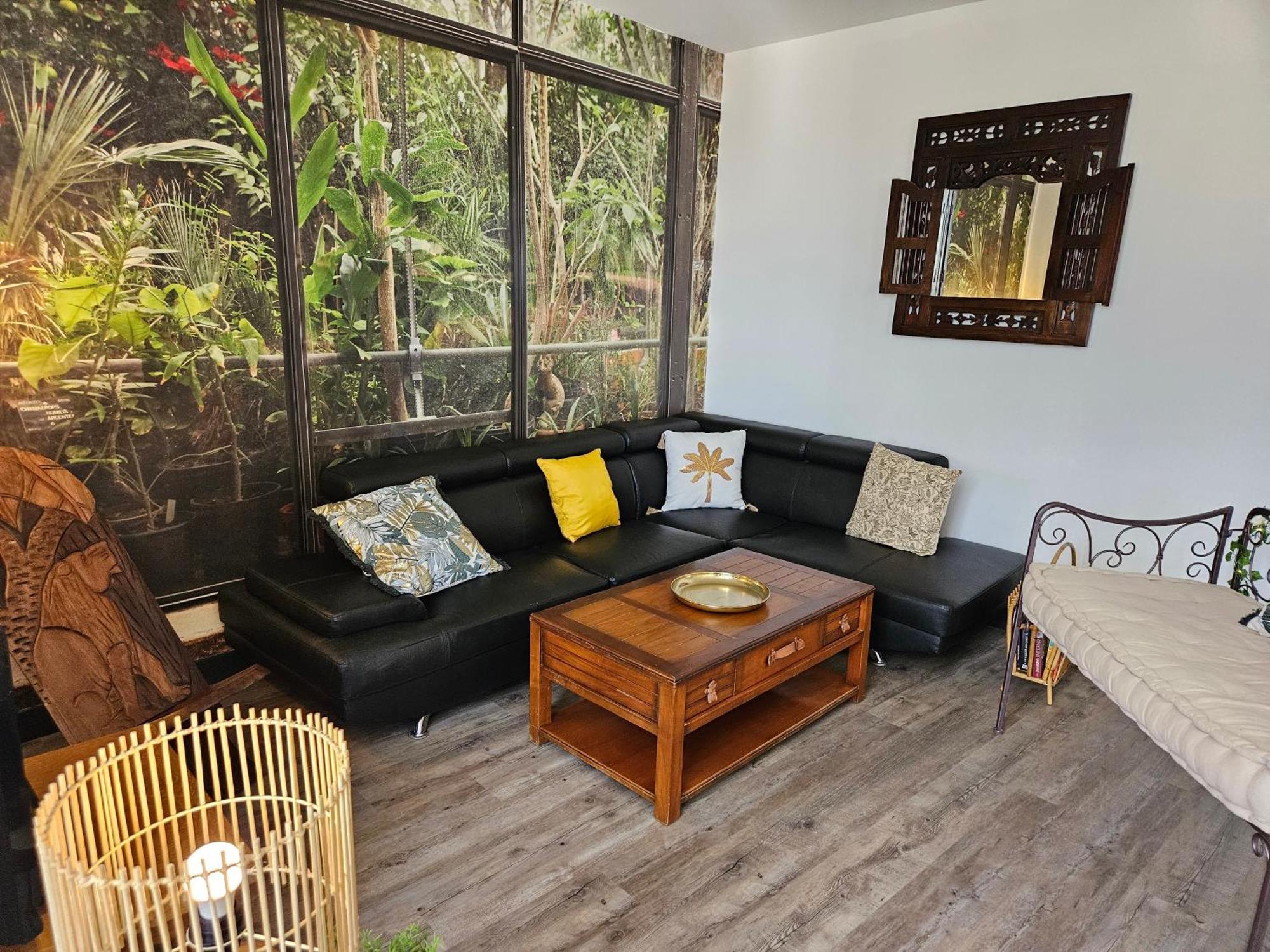 Appartement Le Jardin Imaginaire Champagnole Bagian luar foto