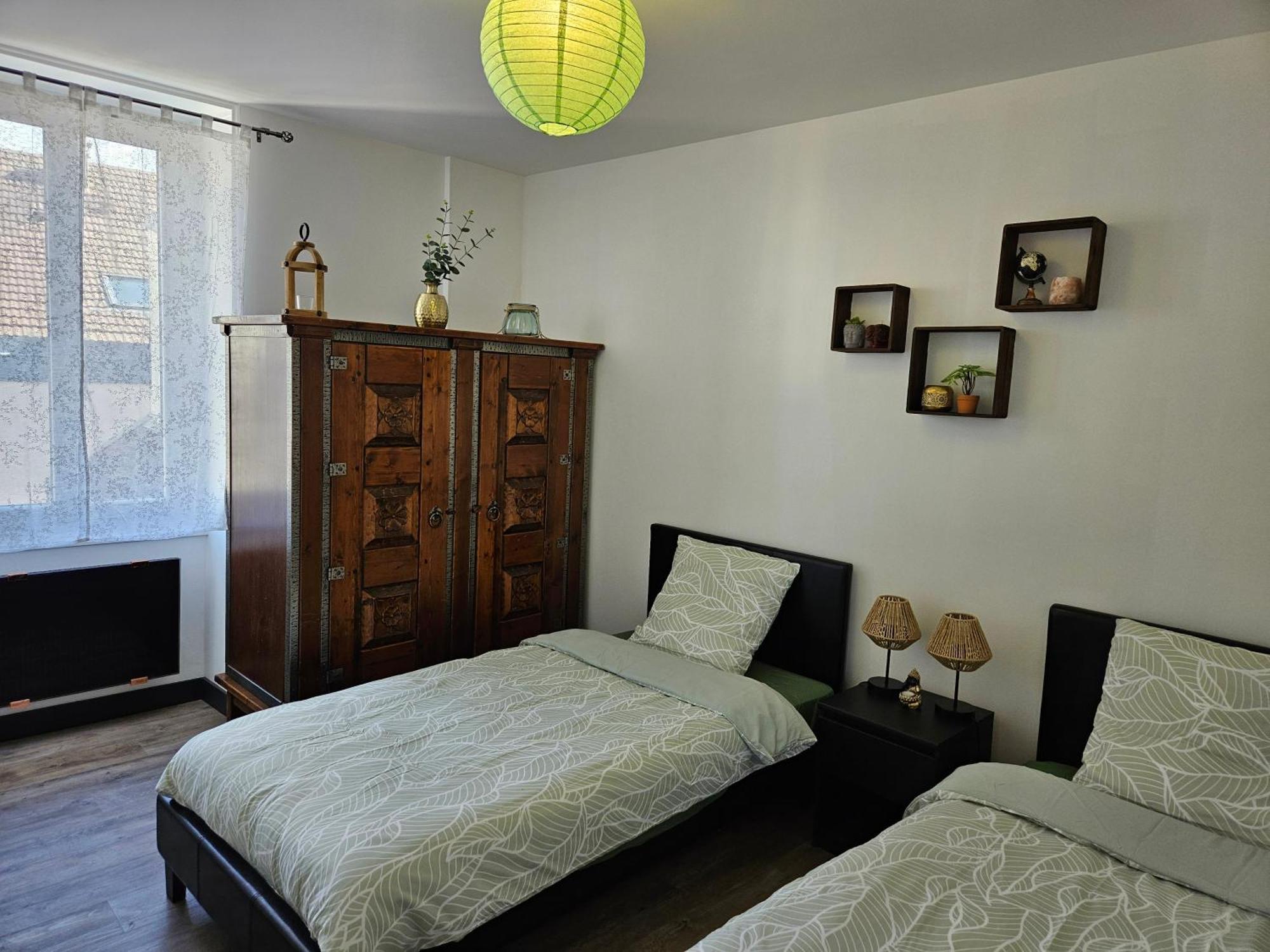 Appartement Le Jardin Imaginaire Champagnole Bagian luar foto